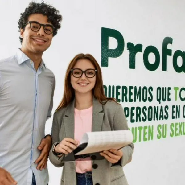 Profamilia publicó ofertas de empleo para profesionales con experiencia en Colombia y Pulzo le explica cómo aplicar a las vacantes.