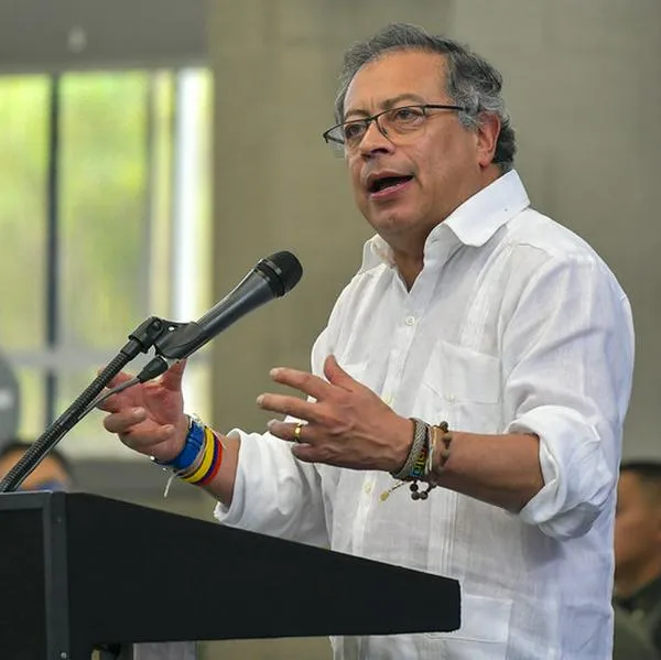 Gustavo Petro cree en inocencia de Ricardo Bonilla en escándalo de UNGRD