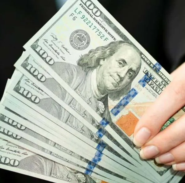 ¿A cómo está el dólar en Colombia en casas de cambio?