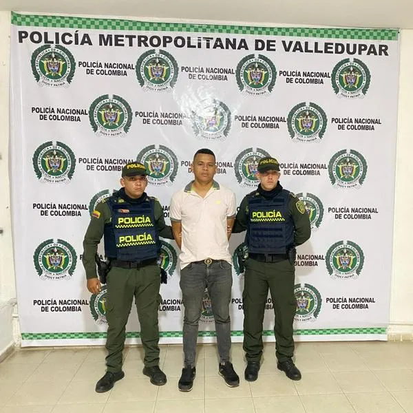 Capturan a conductor de taxi con circular azul de la Interpol en Valledupar