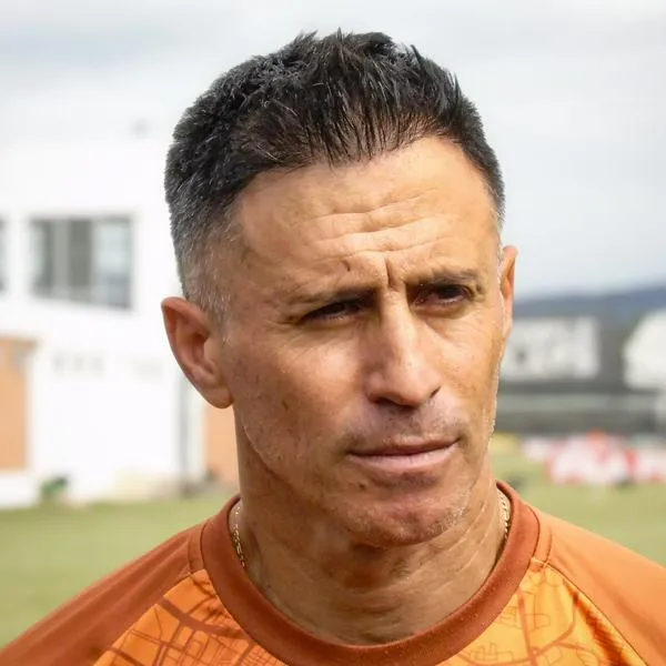 Pablo Peirano no sería más DT de Santa Fe por ofertas en el extranjero