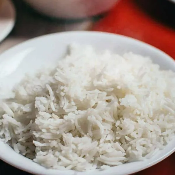 Qué pasa si guardo el arroz cocido en la nevera; así debe conservar su frescura