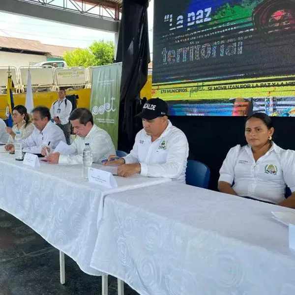 Comunidades hicieron pedido al Gobierno, en diálogo de paz en el sur de Bolívar