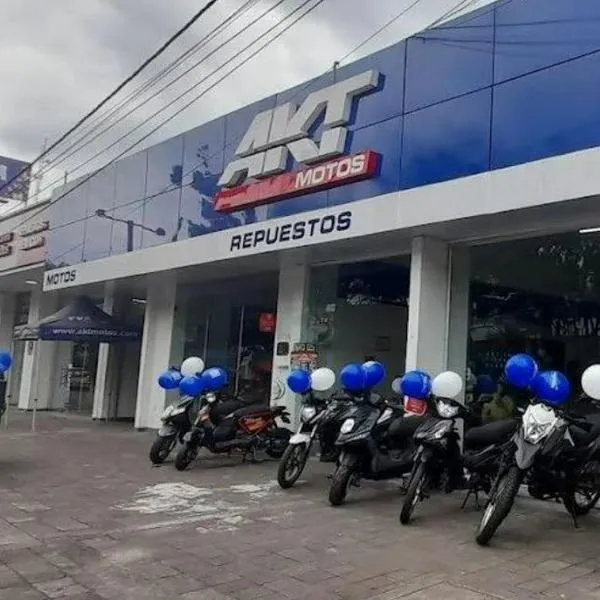 Ofertas de empleo en Colombia: AKT Motos abre vacantes en Bogotá, Medellín y Cali, con sueldos de $5'000.000 para profesionales.