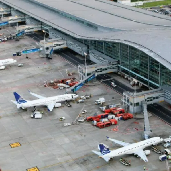 El Dorado y más aeropuertos de Colombia cancelaron remodelación de radioayudas