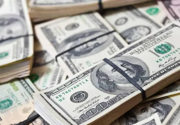 ¿Por qué el dólar es la moneda más importante en el mundo y cuál es su impacto en Colombia?