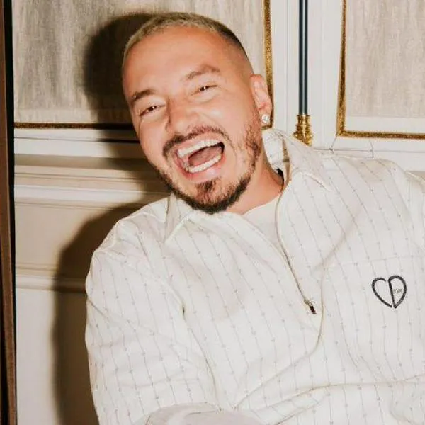 Fans de J Balvin no lo reconocen y le piden cantar para confirmar su identidad