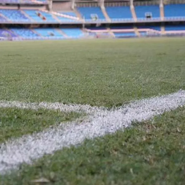 FIFA regaló gramilla nueva (y costosa) al estadio Pascual Guerrero, ¿Por qué?