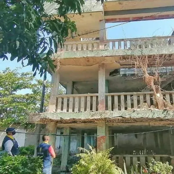 Preocupación en Cartagena por edificación abandonada que amenaza con desplomarse