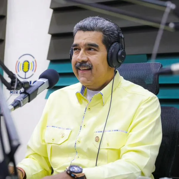 Maduro dice que va a entregar el 100 % de las actas.