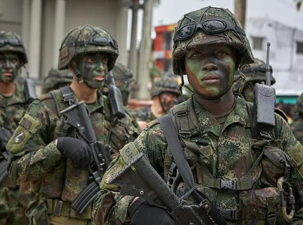 Mindefensa anuncia aumento de bonificación para militares y policías