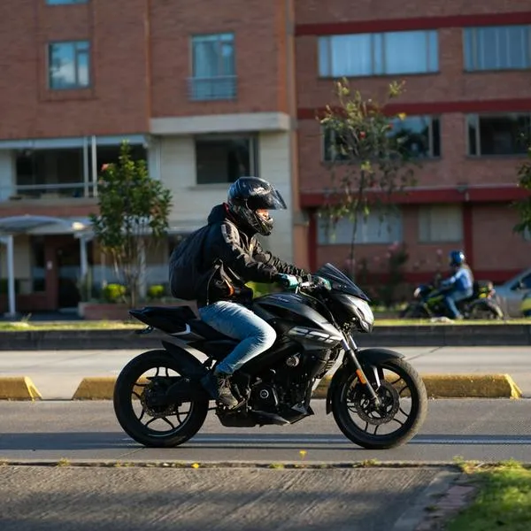 Motos que deberán llevar frenos ABS o CBS y cambiarán llantas por nueva norma