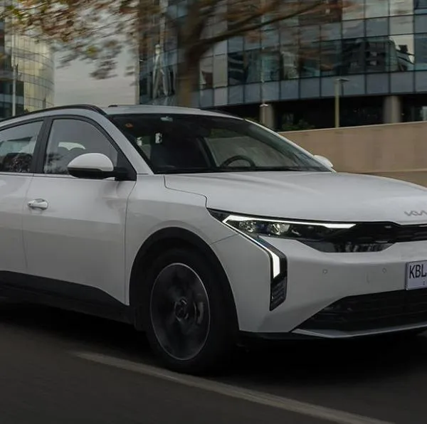 Kia sorprende con sus ventas en Colombia: los carros K3 Cross y Picanto están siendo todo un éxito y mete presión a Toyota y Renault.