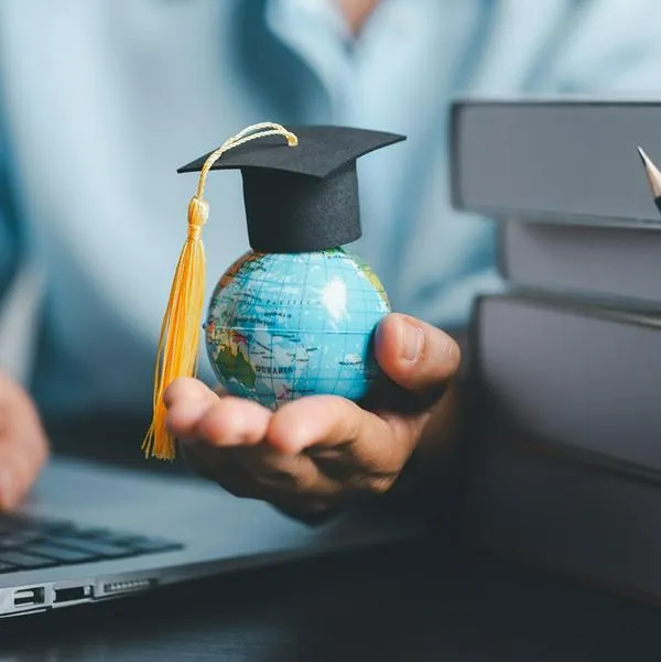 ¿Qué becas ofrece el Ministerio de Educación?