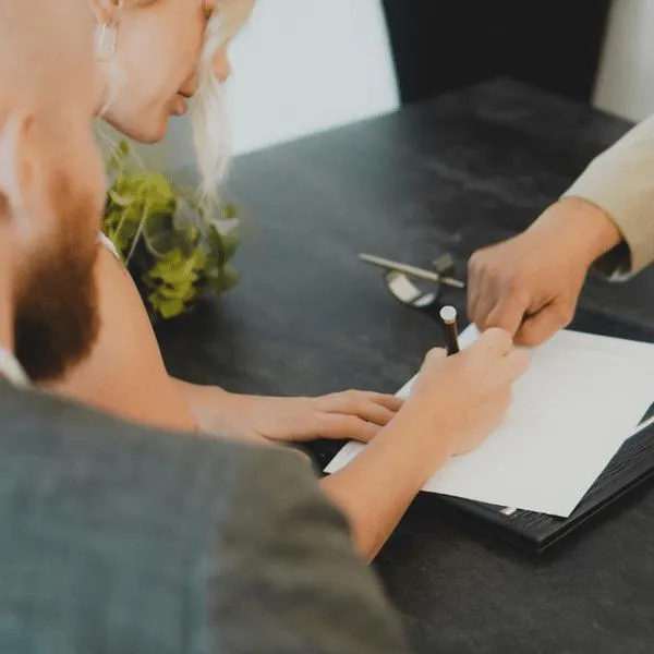 Qué documentos se necesitan para un divorcio por la iglesia en Colombia