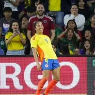 Golazo (de túnel) con el que Mayra Ramírez puso a ganar a Colombia contra España