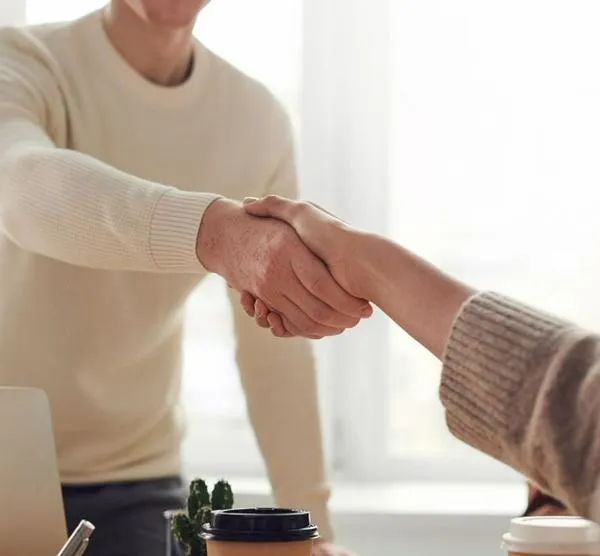 Consejos clave para conseguir trabajo: cómo destacar en el mercado laboral