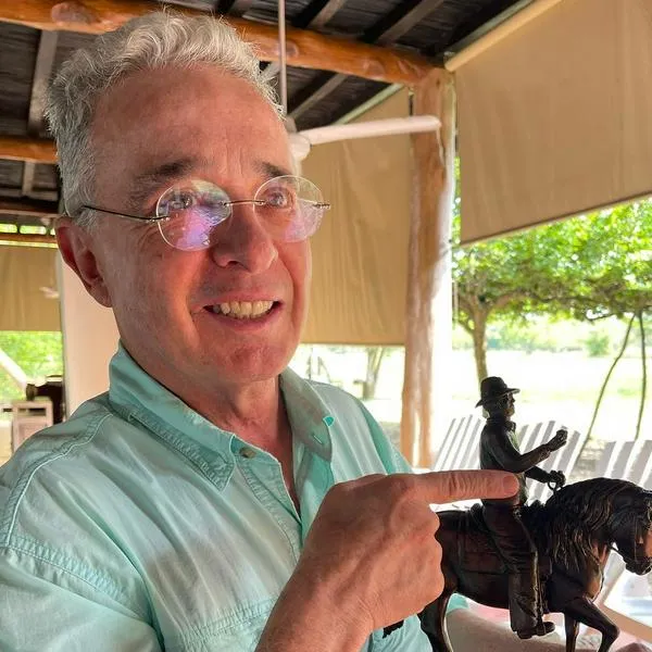 El expresidente Álvaro Uribe, que anunció la venta de sus tierras al Gobierno.