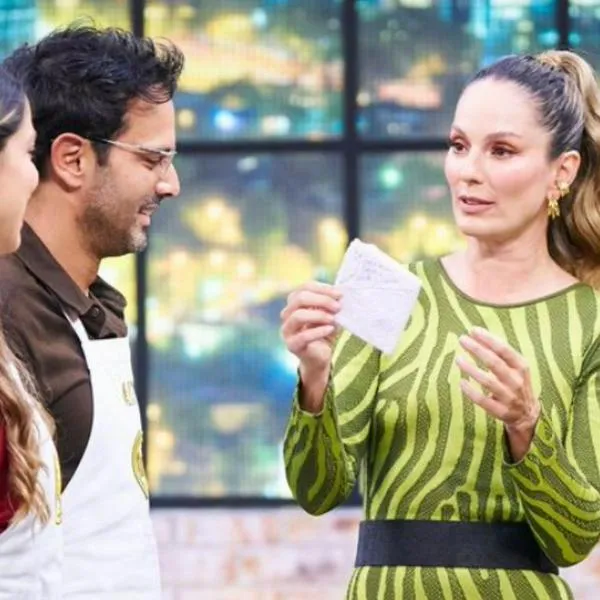 Alejandro Estrada y Dominica son expuestos en 'Masterchef' por Claudia Bahamón