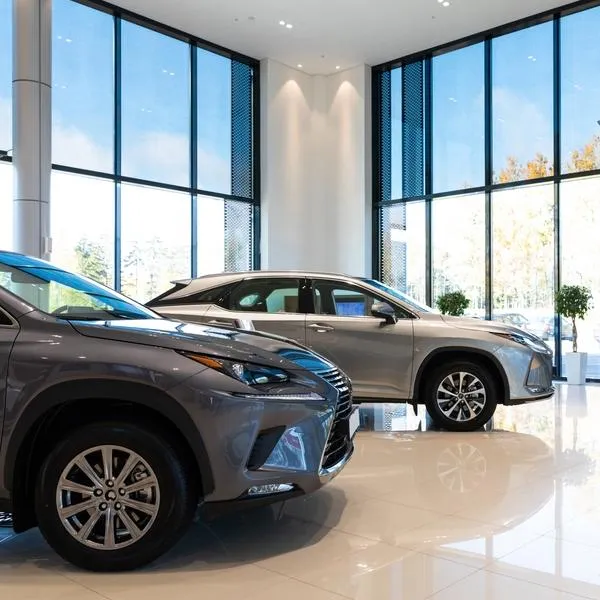 Las marcas de carros triplicaron su inventario en Estados Unidos, pero no hay clientes que los compren y las ventas han bajado, como pasa en Colombia.