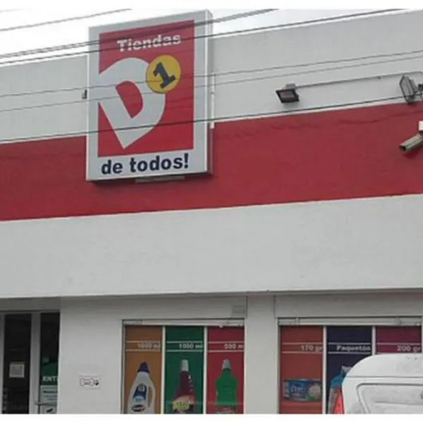 "Para el estrén" Tiendas D1 lanzará línea de ropa: anuncio emocionó a los usuarios 