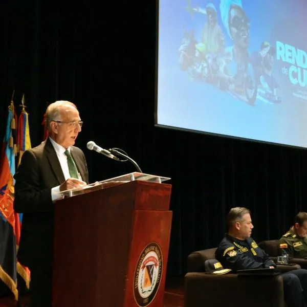 Veteranos abuchean a mindefensa: están compartiendo sitio con exfarc en Hospital Militar