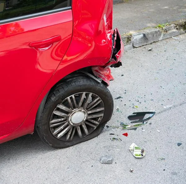 ¿Cuánto tiempo tengo para ir al seguro después de un accidente?