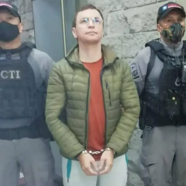 Aparece nueva carta de Jhonier Leal pronunciándose sobre el nuevo video de Mauricio Leal, minutos antes de morir junto a su madre. 