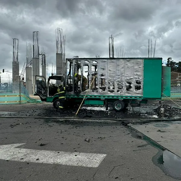 Explotó un camión en Soacha. 