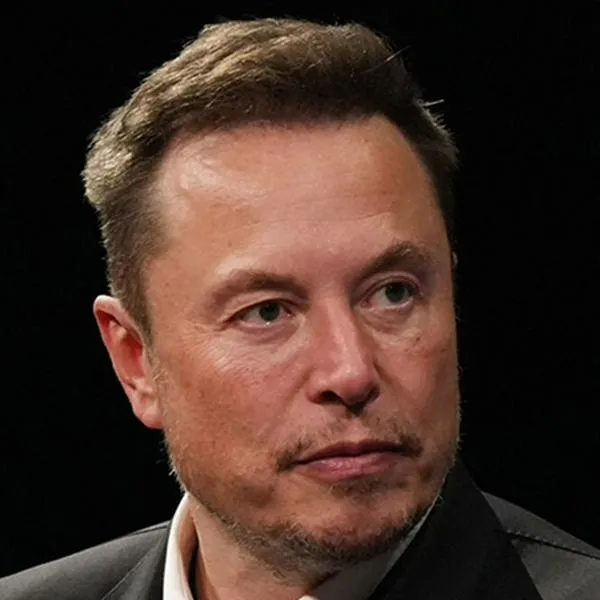 Elon Musk entrevista a Donald Trump y frena la charla por supuesto ataque