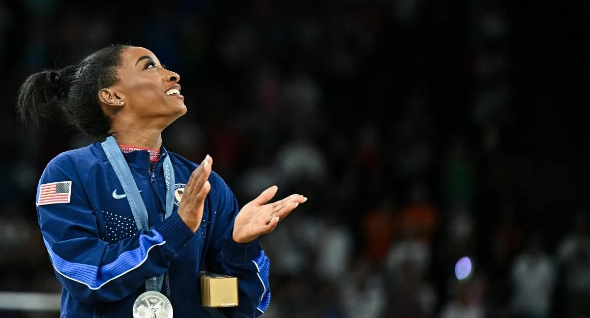 Mamá de Simone Biles, Shanon, quiere hablar con ella tras abandonarla