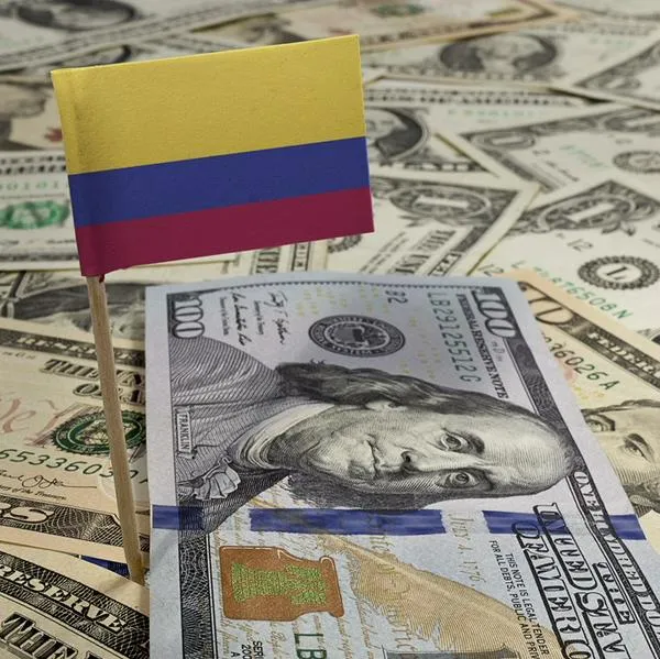 Dólar sufrió nuevo golpe hoy en Colmbia, jueves 15 de agosto de 2024: la divisa cayó de $ 4.000 y peso colombiano se valoriza a buen ritmo.