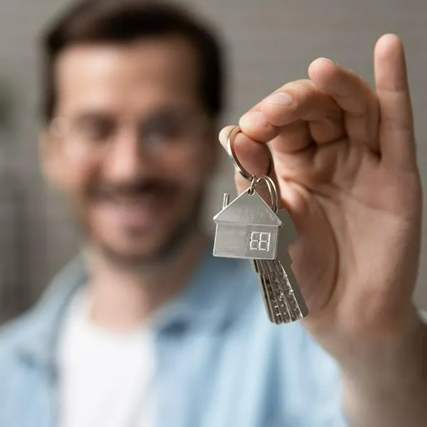 Colombiano se motivaron a comprar vivienda, según Camacol: revelan movida clave que muchos están haciendo y que ayuda a pagar. Le contamos los detalles.