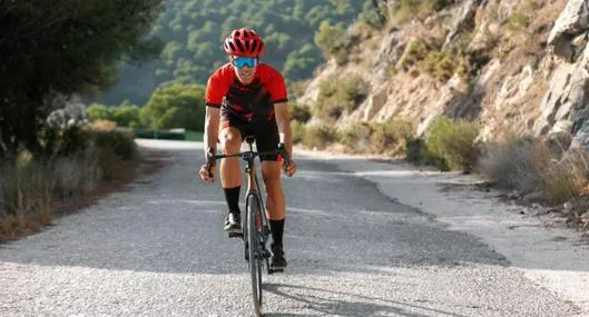 ¿Cuáles puertos de montaña hay cerca a Bogotá para ir en bicicleta? Buen desnivel