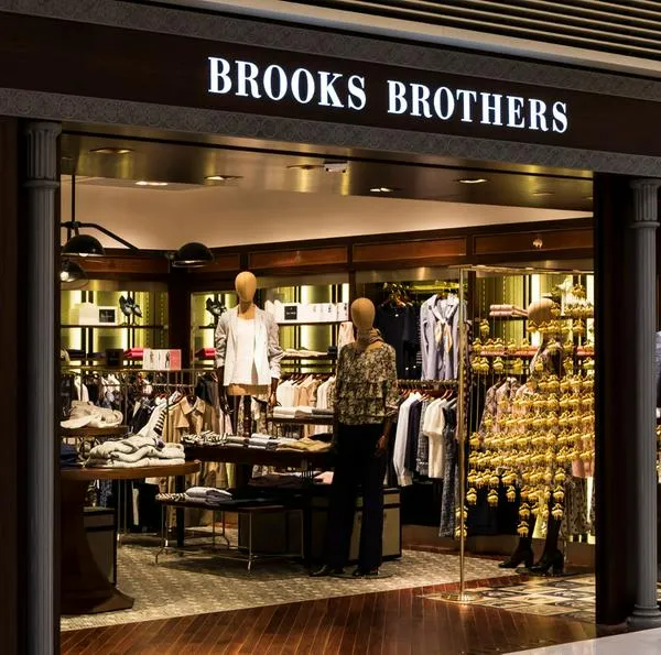 Brooks Brothers llegó a tiendas Villa Romana de Colombia: la usa DiCaprio y más