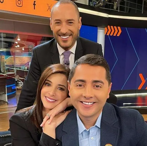 Pablo Arango, de Noticias Caracol, a propósito de la carrera de la que se graduó como profesional: foto