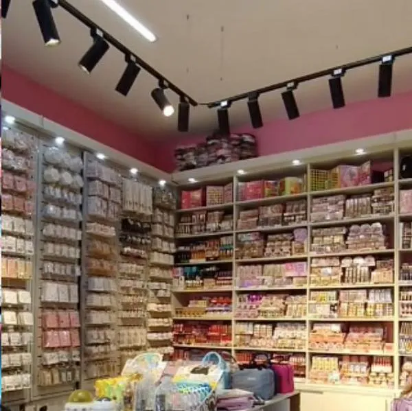 Bogotá y bodegas de maquillaje ocultas para hacer negocio a precios muy económicos