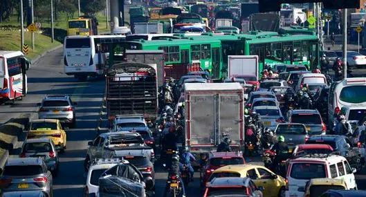 Programe su viaje: cierran carril de la Autopista Norte con Av. Calle 134