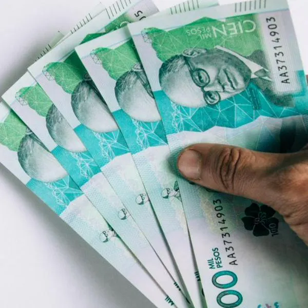 Bancolombia, Banco de Bogotá, Colpatria y otros bancos se reunieron con Gustavo Petro para negociar plan de inversión forzosa.