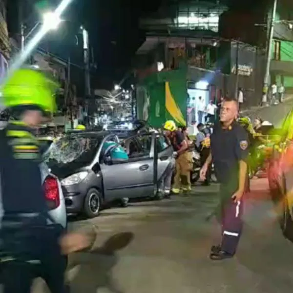 Grave accidente de tránsito en el barrio Santa Cruz dejó dos personas muertas