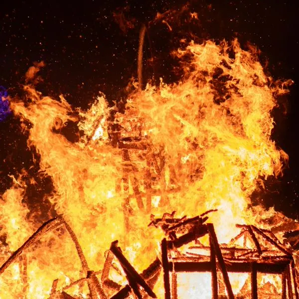 Incendio en tapicería en municipio del Cesar.