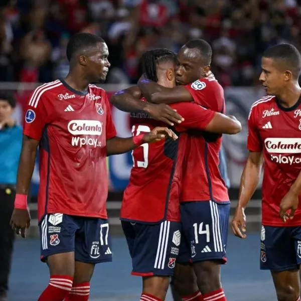 Medellín ganó, gustó, goleó 4-0 y eliminó a Palestino en octavos de Copa Sudamericana