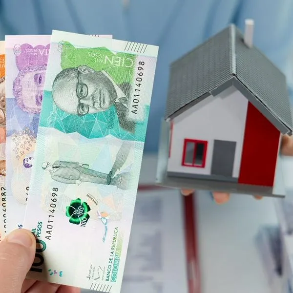 Dinero de Colombia e imagen ilustrativa de arriendo, en nota sobre cuánto es la indemnización por terminar un contrato de arrendamiento