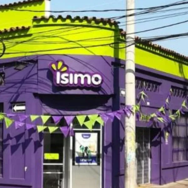 Tiendas ísimo pasan un duro momento en Colombia por complejo panorama del mercado. Hay 5 datos duros y qué viene para la empresa. 