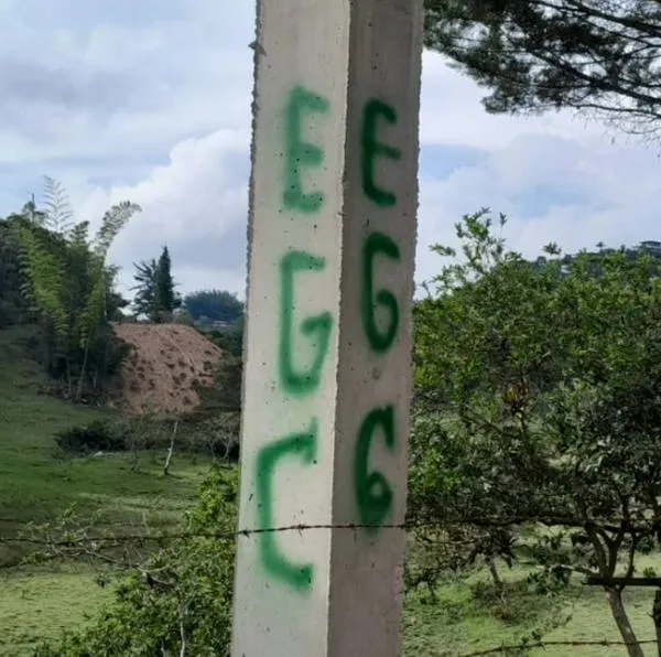 Levantan órdenes de captura a cabecillas del Clan del Golfo