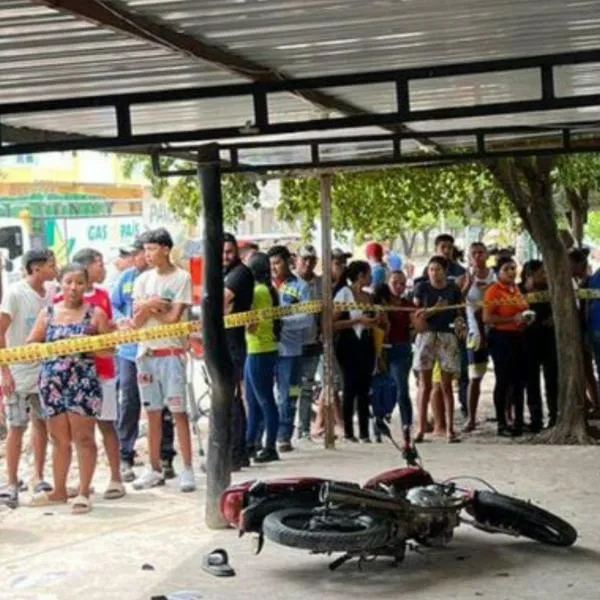 Adolescente murió luego de chocar su moto contra un poste en Cesar: cómo pasó