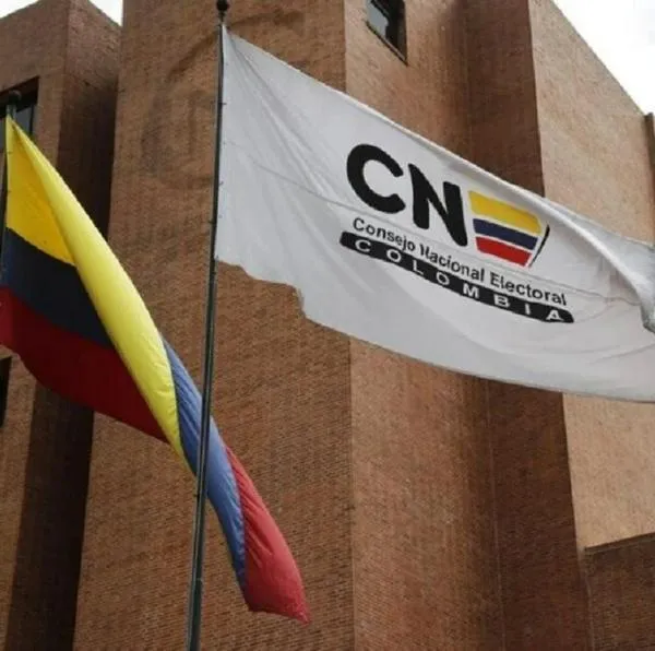 Consejo de Estado dice que CNE sí puede investigar la campaña Petro Presidente