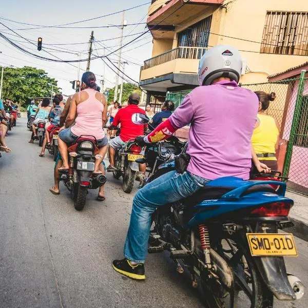 Cuando entra en vigencia nueva reglamentación sobre llantas para motos en Colombia