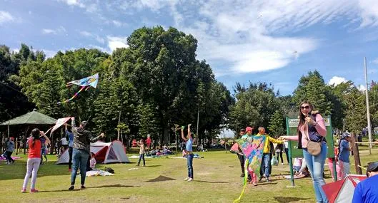 Más de 20 parques en Bogotá cerrarán por racionamiento: alerta sobre el nivel de embalses