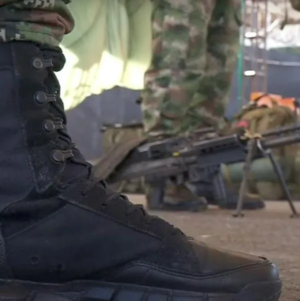 Escándalo en Ejército Nacional por militares que vendían armas a disidencias